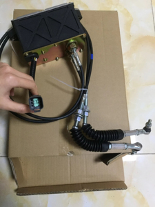 Hot Sale <b>Throttle</b> Motor 2475232 3116 Engine Accelerator Motor for Excavator 320B 322B 325B 330B Replacement Parts High Quality - Product Image 3