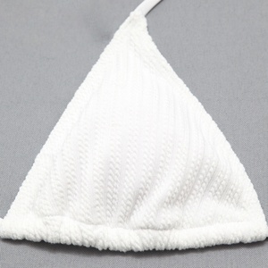 ชุดว่ายน้ำแฟชั่นลายเสือดาว ชุดคลุมชายหาด และชุดบิกินี่สามเหลี่ยมแบบผูกเชือกสำหรับผู้หญิง ชุด 3 ชิ้น - Product Image 2