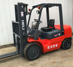 Chariot élévateur HELI de 3 tonnes (3000 kg) d'occasion, portable, diesel, avec moteur Isuzu Nissan - Product Image 6