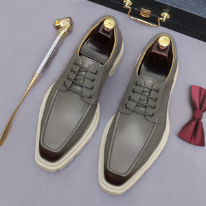Chaussures en cuir décontractées pour hommes d'affaires avec lacets. Style Derby. Sportif et tendance. Polyvalent pour toutes les occasions - Product Image 2