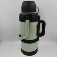 Bouilloire isotherme double paroi en plastique 3,2 L avec couvercle et poignée, bouteille sous vide écologique, maintien au chaud 12-24 heures pour le camping en extérieur – Meilleure vente