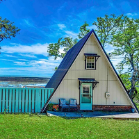 Maison en bois Acier Minuscule Cadre Achat Pliable Préfabriqué Bâtiment Conteneur D'expédition Maisons Triangle Maison