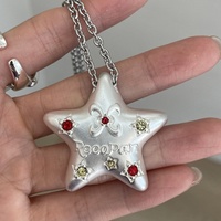 Collier Pendentif Étoile Zircon Colorée Dopamine Lucky Star pour Femme, Bijou Mignon en Alliage de Zinc avec Strass, Vente en Gros, Cadeau