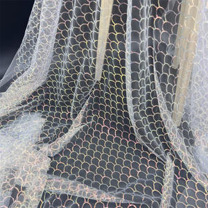 Tela bordada de lentejuelas de malla fantasma blanca 100% poliéster para accesorios de vestido de boda de diseñador DIY toldos-lentejuelas de escamas de pescado - Product Image 2