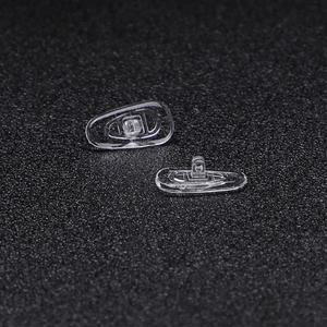 Vente en gros <span class=keywords><strong>de</strong></span> plaquettes <span class=keywords><strong>de</strong></span> <span class=keywords><strong>nez</strong></span> en silicone antidérapantes pour accessoires <span class=keywords><strong>de</strong></span> lunettes optiques - Product Image 4