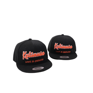 Gorra de Béisbol Snapback Personalizada de 5 Paneles, Tela Impermeable de Poliéster, Visera Plana con Logotipo Bordado en 3D, Orificios Cortados con Láser, Unisex - Product Image 1