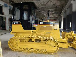 Bulldozer Caterpillar D4C de buena calidad de segunda mano a buen precio, bulldozer sobre orugas usado Cat D4C a la venta en Shanghai - Product Image 3
