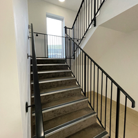 Escalier PRIMA testé en conditions de pression atmosphérique, structure robuste, conforme aux normes de sécurité pour les projets de bâtiments résidentiels de grande hauteur
