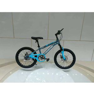 Vélo de montagne pour enfants DUOMAI 20/<span class=keywords><strong>22</strong></span> <span class=keywords><strong>pouces</strong></span>, frein à disque double, fourche à suspension, capacité de charge de 120 kg, 3-15 ans - Product Image 4