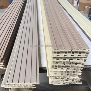 Chengxiang harga pabrik Oem tahan air mewah fleksibel 3D bilah pinus panel dinding bergalur Interior kayu Solid