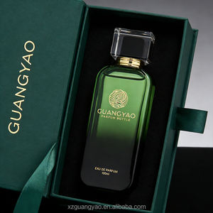 Flacon de parfum en verre rectangulaire de 100 ml avec <span class=keywords><strong>dégradé</strong></span> de couleurs personnalisé en usine, couvercle <span class=keywords><strong>carré</strong></span> en acrylique, logo personnalisé, boîte personnalisée - Product Image 6