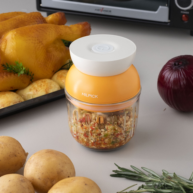 Smart Portable Home Appliance Gadgets 300ml Glass Usb Electronic Multifunction Mini Electric Kitchen Garlic Vegetable Chopper