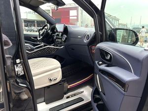 <span class=keywords><strong>Mercedes</strong></span>-Benz <span class=keywords><strong>Vito</strong></span> 2021 Usado, Volante a la Izquierda, 7 Plazas, Automático, Turbo, Furgoneta de Pasajeros con Asientos de Cuero, Interior Oscuro, para Exportación - Product Image 3