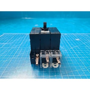 Protecteur de circuit magnétique Fuji CP33E/15D, utilisé comme pièce détachée pour équipement semi-conducteur d'époque - Product Image 2