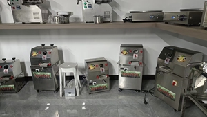Electric sugar cane juicer Sugarcane <b>juice</b> <b>machine</b> Commercial sugarcane juicer Automatic sugar cane extractor - Product Image 3