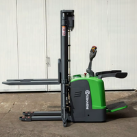 Transpalette Électrique Autoporté MOVMES 1500kg à Batterie Lithium, Levée 5m 6m pour la Manutention de Matériaux en Entrepôt