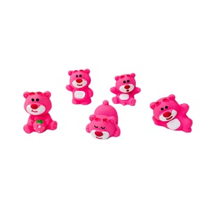 Miniatura de oso de resina con forma de fresa, adorno de animal de dibujos animados en 3D para decoración coleccionable de arte. - Product Image 1