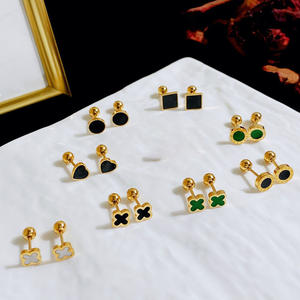 Aretes de Botón de Trébol de Acero Inoxidable con Baño de Oro PVD, Impermeables y con Cierre de Rosca para Bebé y Mujer, Lujo al por Mayor - Product Image 3