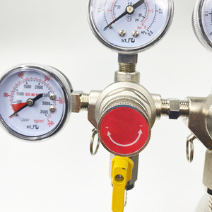 Regulador de presión de dos etapas KLFU de 1/4 pulgada para gas CO2 para equipos de cerveza - Product Image 4