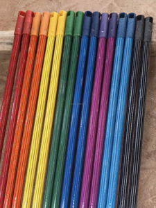 Mango de escoba de madera recubierto de PVC Color personalizado de alta calidad/Palos de fregona de madera/mango <span class=keywords><strong>Broomo</strong></span> - Product Image 4