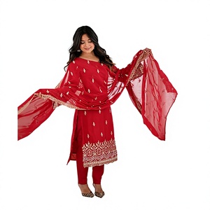 Conjunto de Vestido Tradicional Indio-Pakistaní Rojo Bordado para Mujer con Dupatta para Bodas, Corte Regular, Largo Midi - Product Image 1
