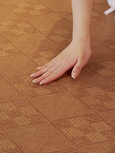Ensemble de tapis de lit rafraîchissant en rotin pour l'été avec housse de matelas rafraîchissante lavable assortie pour lit King, Queen ou simple - Product Image 6