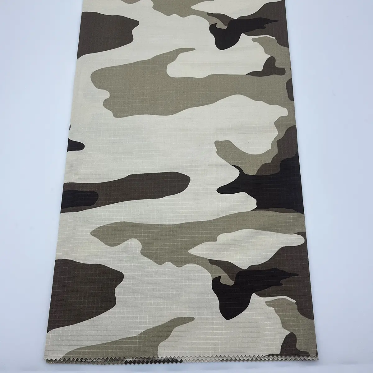 Yilong Fabric Factory Custom Design Ripstop Polyester Cotton VAT Black White Gray 3 Color BDU Camouflage Fabric Milispec Uniform