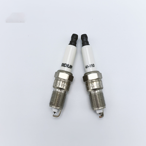 Bujías de Iridio de Alta Calidad para Automóviles al por Mayor, 41-110 41-962 41-104 41-162 para Chevrolet, Repuestos de Bujías - Product Image 3