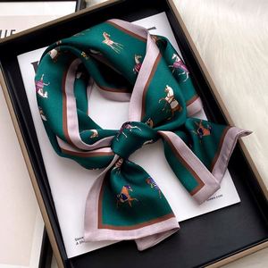 Écharpe de cou et bandeau de luxe 100 % soie de mûrier longue et douce pour femme, polyvalente, idéale pour le quotidien, les fêtes et comme cadeau - Product Image 1