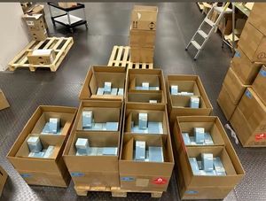 Üst adam ve kadın köln marka uzun ömürlü parfüm vücut spreyi OEM - Product Image 1