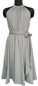 Vestido de Maternidad y Lactancia Cómodo, Cuello en V, 100% Algodón, Tejido Transpirable, Ecológico, Teñido Liso, Largo hasta la Rodilla - Product Image 3