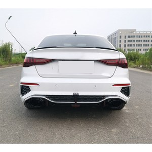 Diffuseur de lèvre de pare-chocs arrière avec tuyaux pour <span class=keywords><strong>Audi</strong></span> A3 2021-<span class=keywords><strong>2022</strong></span> Type de RS3-<span class=keywords><strong>R</strong></span> Noir avec Silver Edge Car Diffuse - Product Image 2