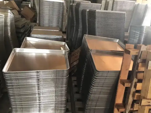 Plaque <span class=keywords><strong>de</strong></span> <span class=keywords><strong>cuisson</strong></span> rectangulaire professionnelle antiadhésive en aluminium 60x40 cm pour <span class=keywords><strong>four</strong></span>, idéale pour le pain, les biscuits et les desserts - Product Image 5