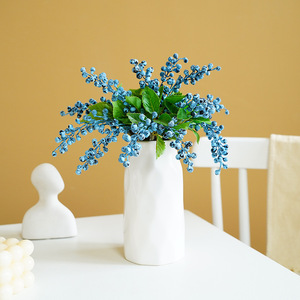 Branches artificielles de baies rouges Ruilisi, mini fruits d'acacia pour la décoration de la maison, les mariages et les accessoires extérieurs - Product Image 2
