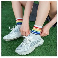 Chaussettes de sport unisexes pour jeunes enfants, chaussettes blanches pour enfants, chaussettes d'école pour étudiants, chaussettes arc-en-ciel pour filles
