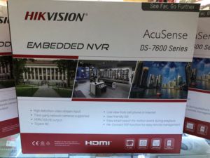 <span class=keywords><strong>Hikvision</strong></span> DS-7616NXI-K2 <span class=keywords><strong>Grabador</strong></span> de Video en Red de 16 Canales, Salida 4K, H.265+, Análisis Inteligente, NVR Dual SATA - Product Image 1