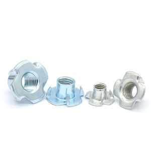Écrous en T DIN1624 M4 M5 <span class=keywords><strong>M6</strong></span> M8 M10 en acier au carbone avec griffes, écrous à quatre griffes zingués pour meubles, écrous d'insertion pour bois - Product Image 1