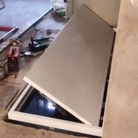 Porte escamotable électrique automatique, couvercle d'escalier invisible, porte secrète pour salle de rangement en sous-sol