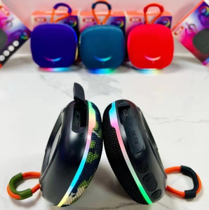 Bas <span class=keywords><strong>prix</strong></span> Cube haut-parleur bluetooth 500mah batterie haut-parleurs de plafond carte <span class=keywords><strong>amplificateur</strong></span> sans fil lumière ambiante avec forme de sourire - Product Image 3