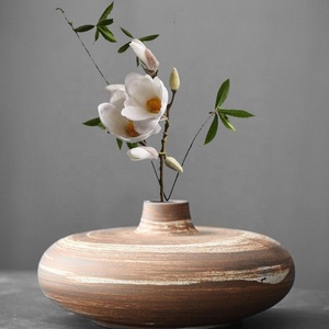 Vaso in Ceramica Giapponese Wabi Sabi per Affitti Vacanze, Vaso in Gres Grezzo per Composizioni Floreali, Ideale per Airbnb e Arredamento Tranquillo - Product Image 2