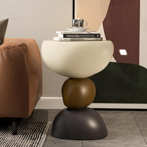 Petite <span class=keywords><strong>table</strong></span> d'appoint moderne de luxe en marbre <span class=keywords><strong>Table</strong></span> d'appoint créative pour salon Canapé d'angle Design Art déco Matériau en résine - Product Image 1