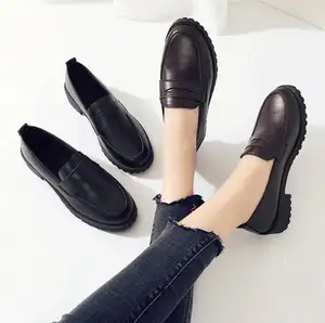 Mode confortable mignon sans lacet confortable bout pointu chaussures décontractées femmes large largeur chaussures plates sandales