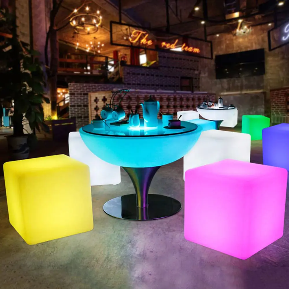 Mesas y sillas para eventos modern bar tabureleri led ışık up küp oturak sandalye oturma dış mekan mobilyası