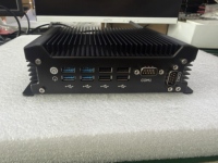 Mini PC industrial sin ventilador con procesador i5 1335U de 10 núcleos, RAM DDR5, SSD M.2, 8 puertos USB, 2 puertos COM, 2 salidas HDMI, PC integrado con soporte VESA