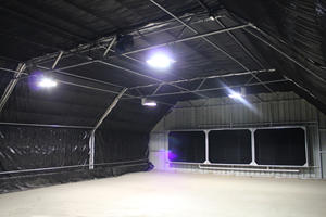 Invernadero Agrícola de Arco Simple de Cáñamo Industrial Pequeño con Película de PE, Ventilación Totalmente Automatizada y Diseño de Túnel - Product Image 4