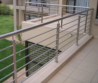 Rampe d'escalier extérieure moderne en acier inoxydable de haute qualité SS 316 304, balustrades et garde-corps de sécurité durables pour balcon