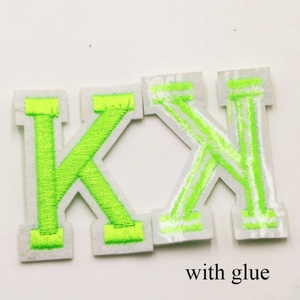 Patchs de lettres brodés 3D A-Z vert fluorescent pour vêtements, thermocollants pour T-shirt - Product Image 6