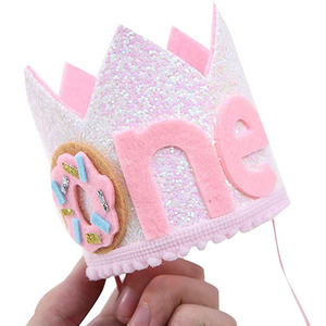 Chapeaux en feutre spécial jungle avec logo personnalisé Topper de chapeau joyeux anniversaire - Product Image 1