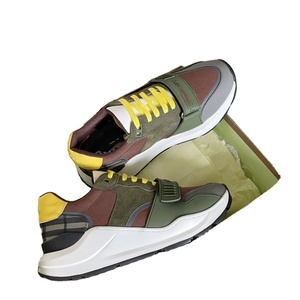 Chaussures de sport décontractées de haute qualité pour hommes, personnalisables avec logo, baskets de luxe à LED, chaussures épaisses pour le dropshipping - Product Image 1