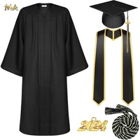 Robe de graduation mate en gros 2025 avec pompon, étole, cordon d'honneur, toge noire de lycée et université